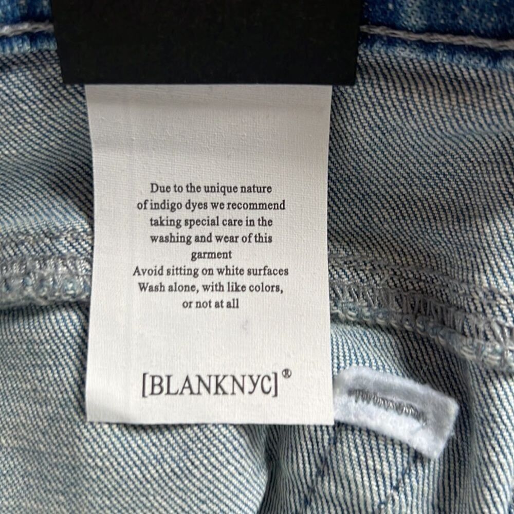 BLANKNYC Women’s Asymmetrical Fringe Hem Denim Mini Jean Skirt Blue Size 25 - Picture 9 of 10